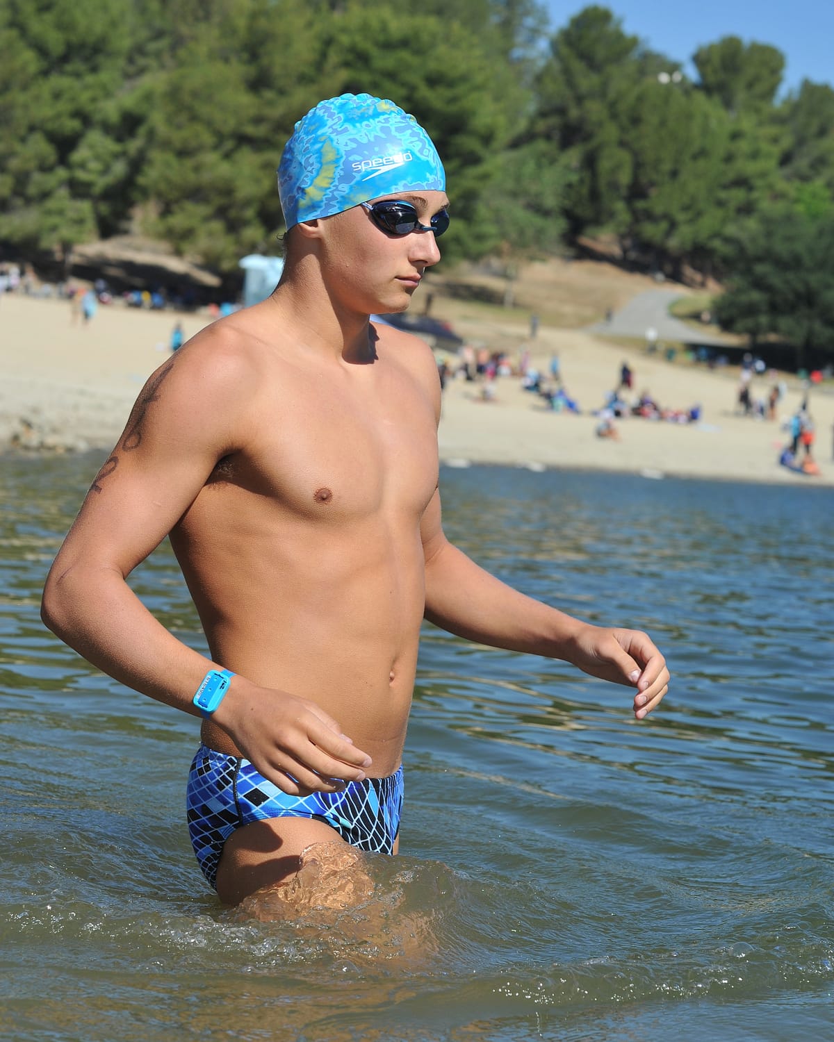 Lake beach - Photo 1