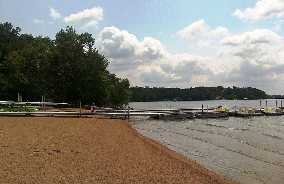 Bryant Lake - Photo 1