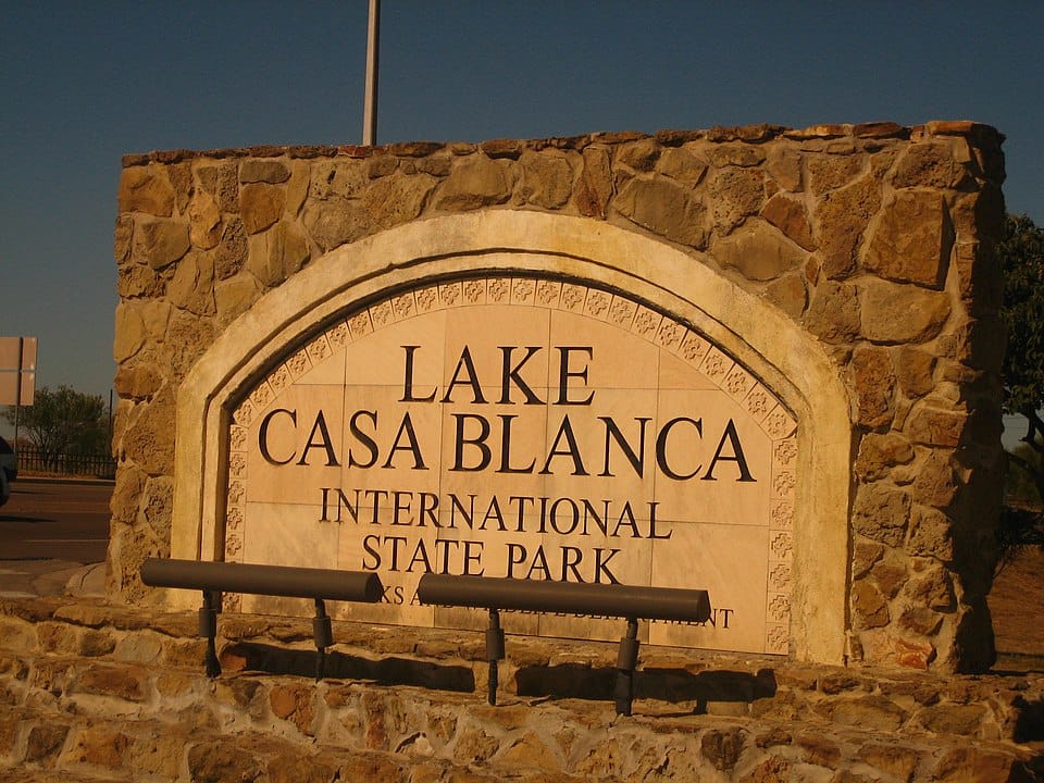 Lake Casa Blanca - Photo 1