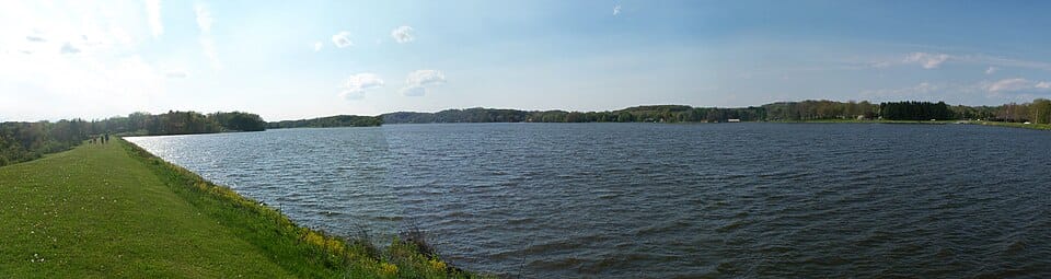 Guilford Lake - Photo 1