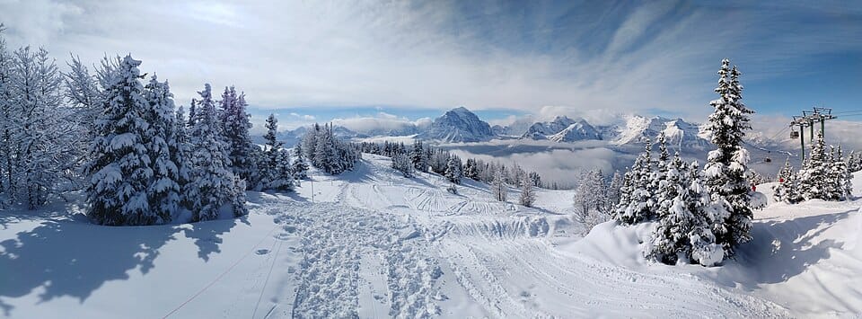 Lake Louise - Photo 1