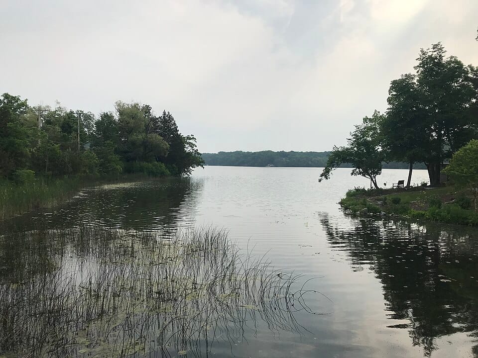 Lower Nashotah Lake - Photo 1