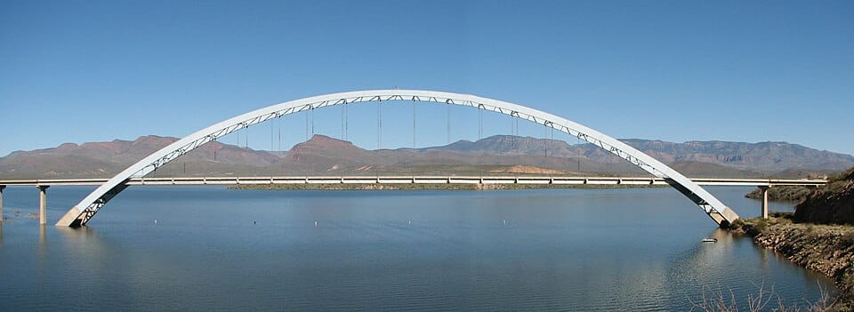 Roosevelt Lake - Photo 1