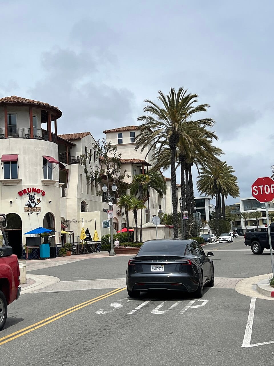 Main Street Huntington Beach - Photo 1