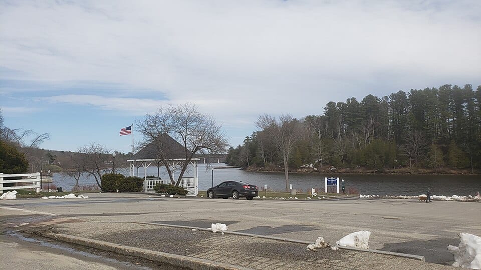 Swan Island - Photo 1