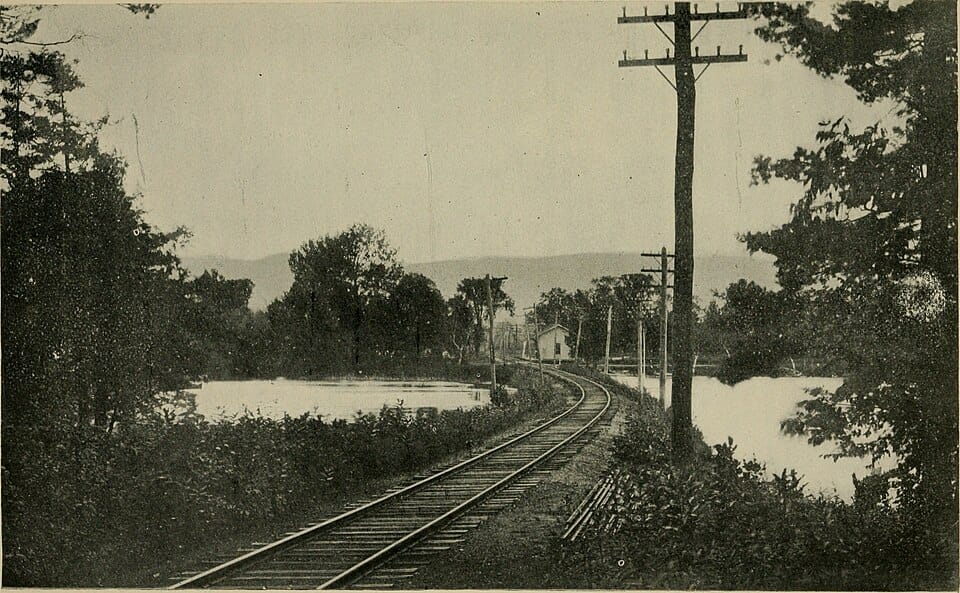 Twin Lakes - Photo 1