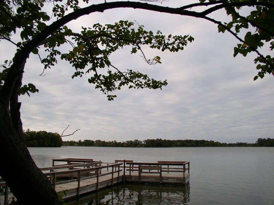 Belle Lake - Photo 1