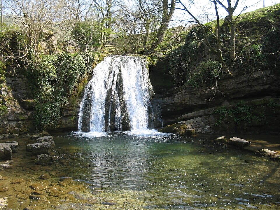 Janet's Foss - Photo 1