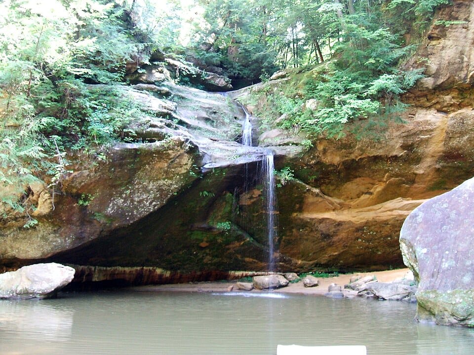 Rose Lake - Photo 1