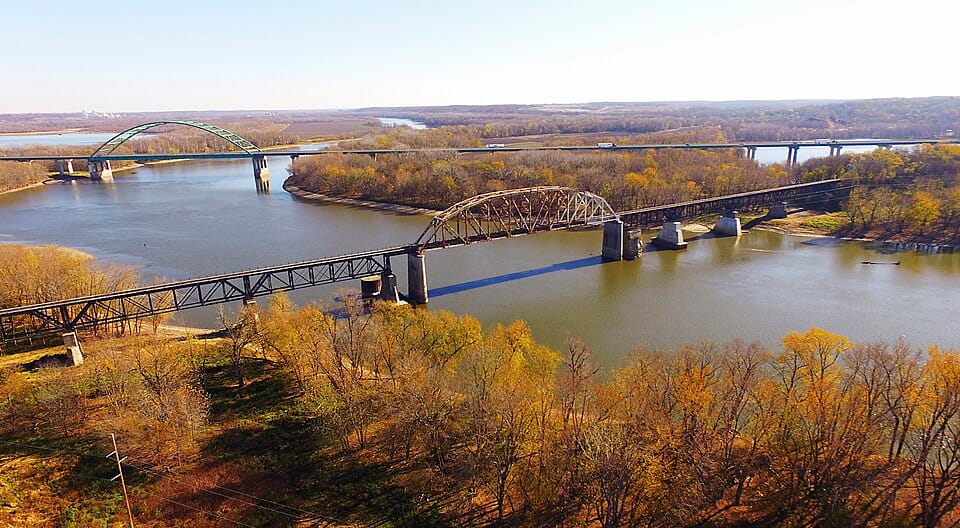 Illinois River - Photo 1