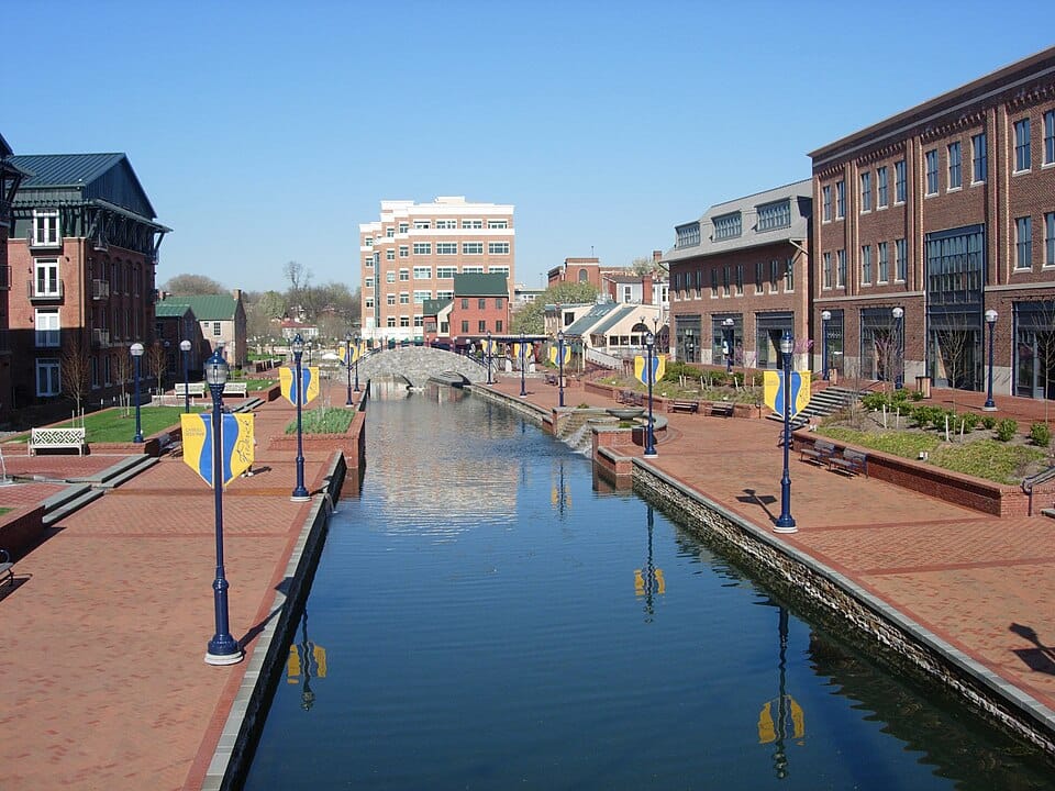 Carroll Creek - Photo 1