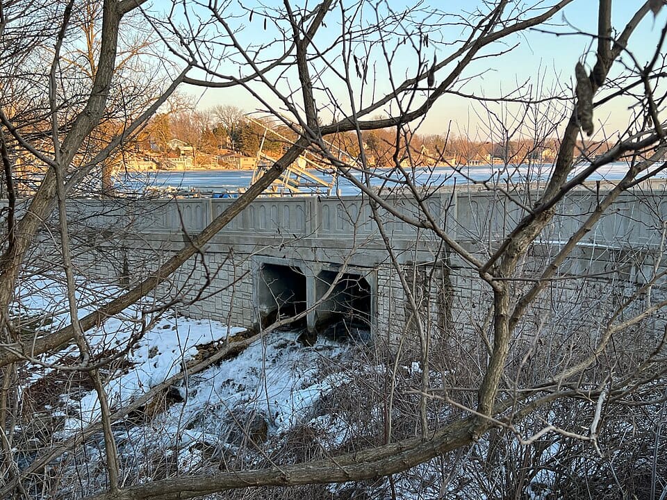 Beulah Lake - Photo 1