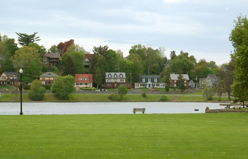 Hiawatha Lake - Photo 1