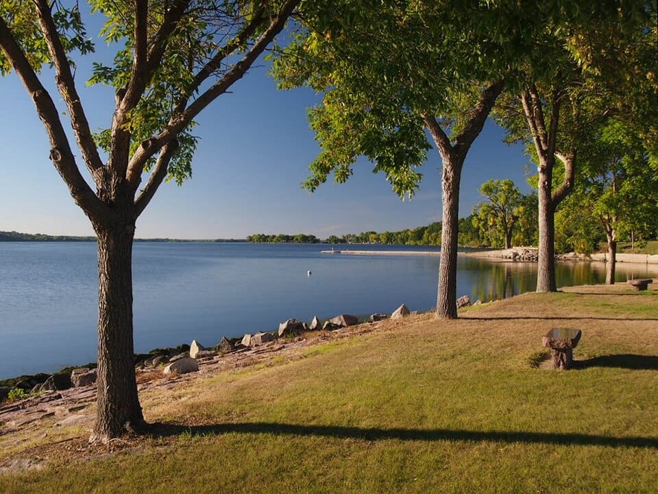Lakeside Park - Photo 1
