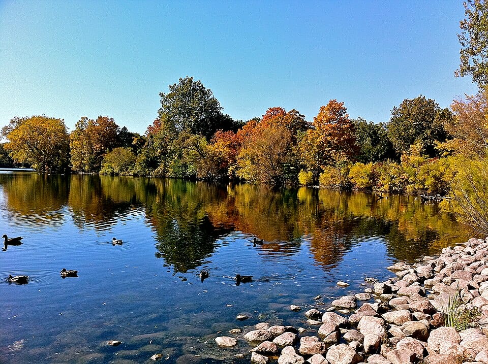 Saint Marys Lake - Photo 1