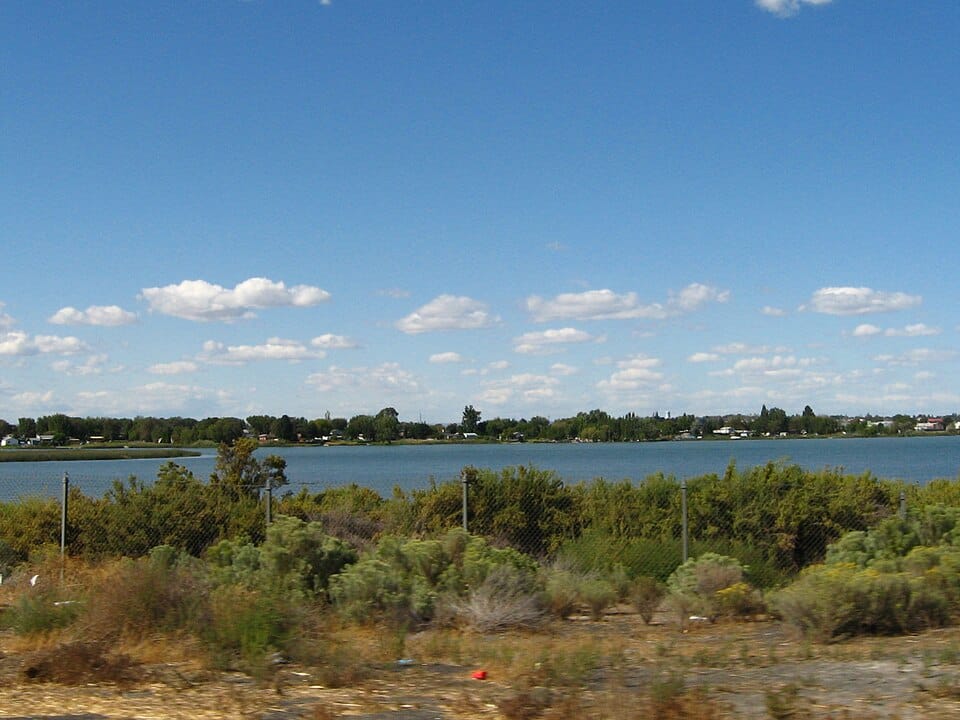Moses Lake - Photo 1