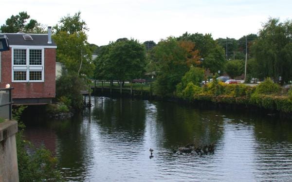 Pawcatuck River - Photo 1