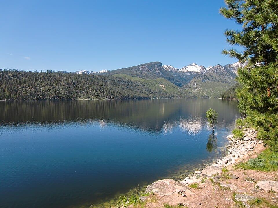 Lake O' Woods - Photo 1