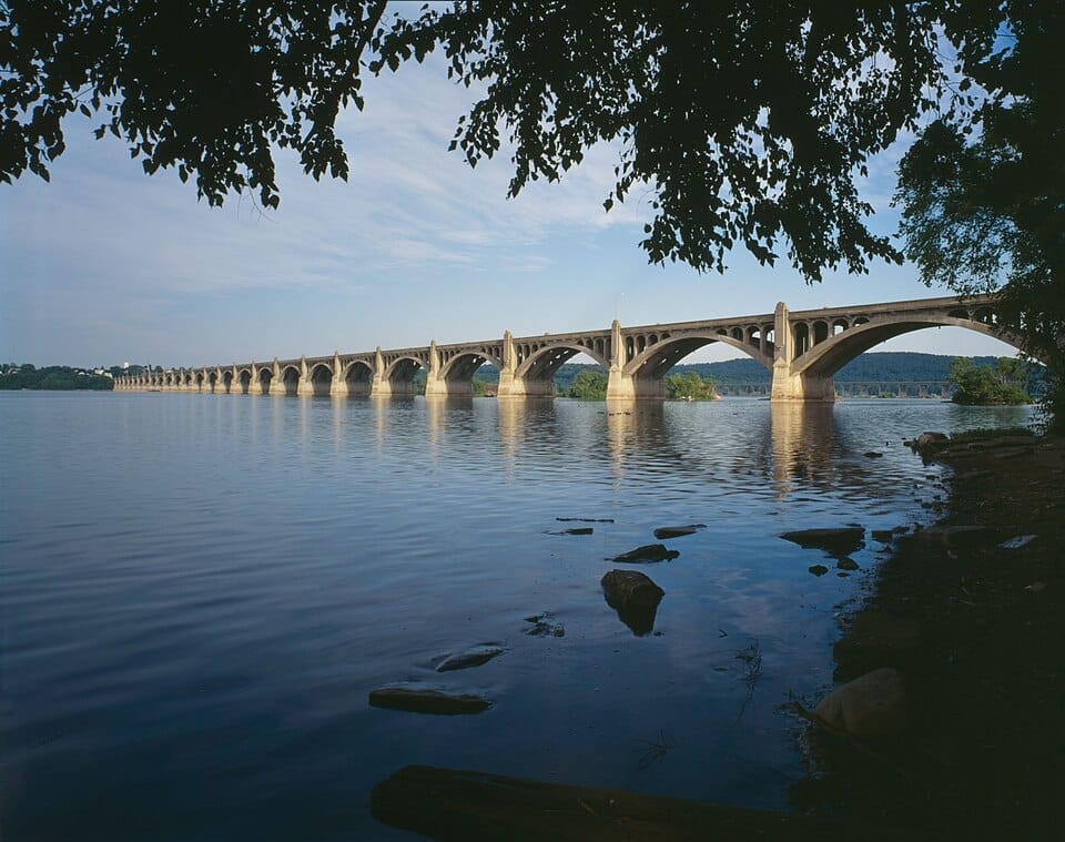 Columbia River Park - Photo 1