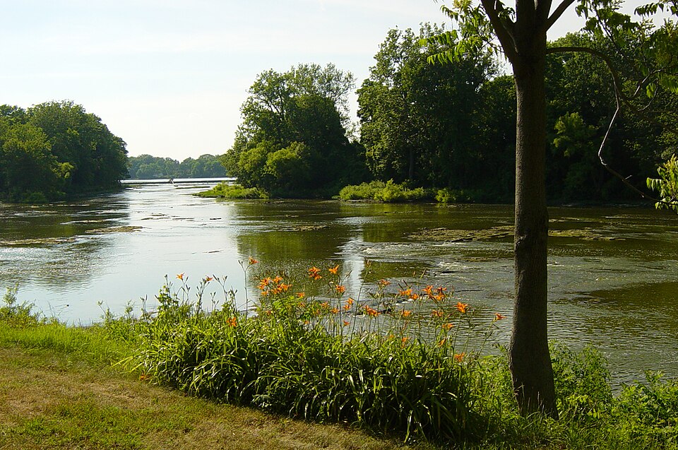 Maumee River - Photo 1