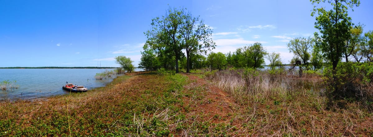 Grapevine Lake - Photo 1