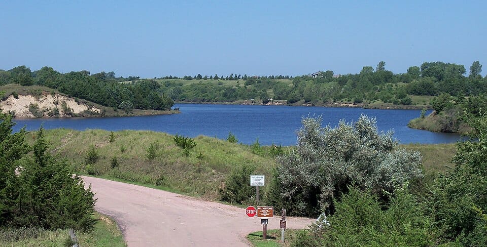 Lake Alvin - Photo 1