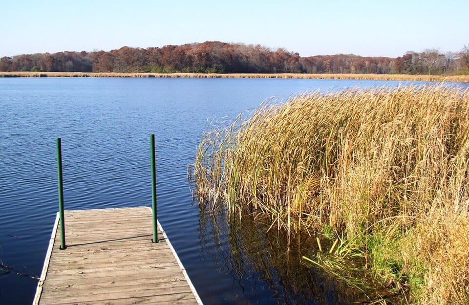 Silver Lake - Photo 1