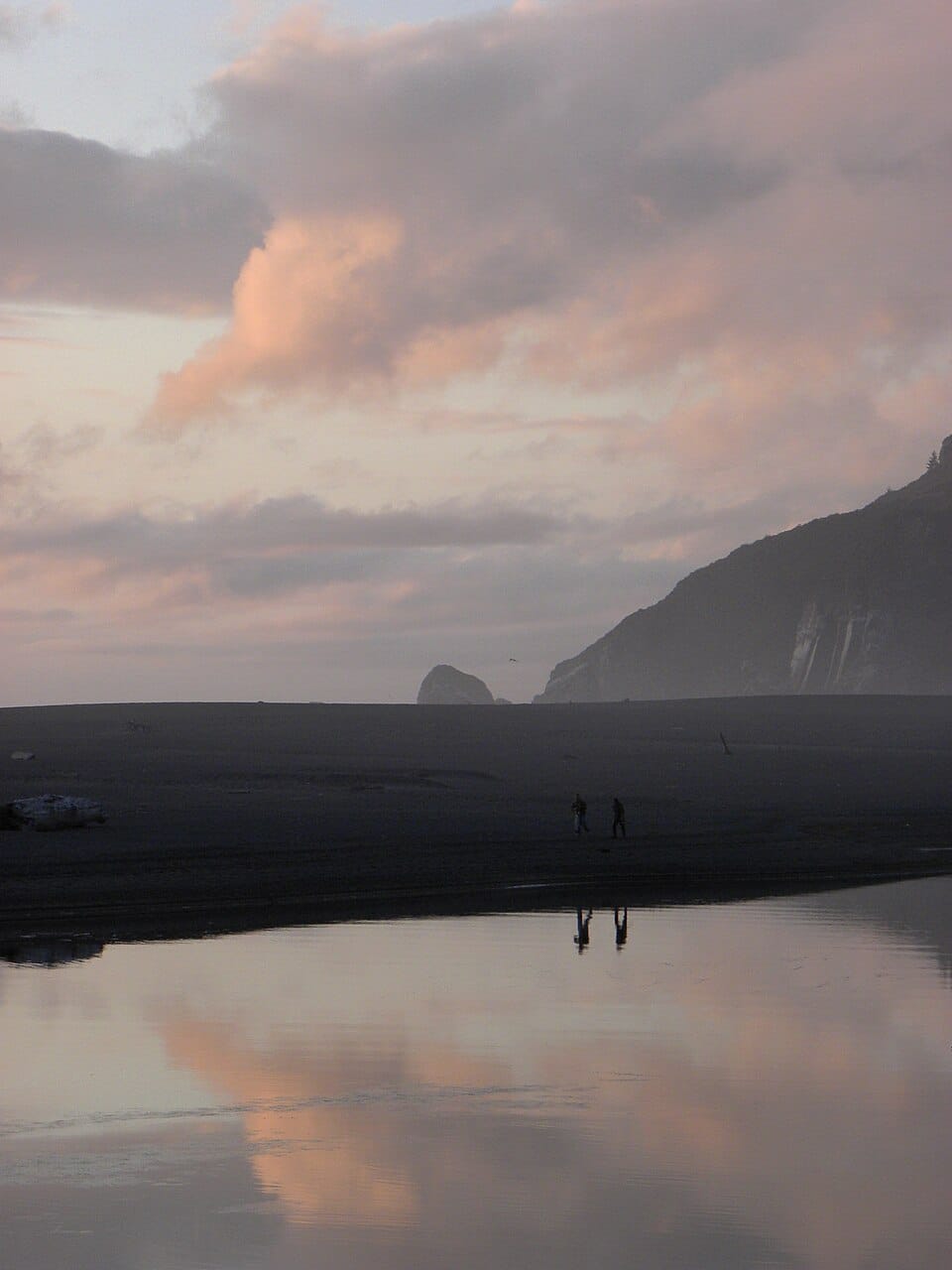 Klamath Beach - Photo 1