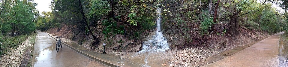 Twin Lakes Park - Photo 1