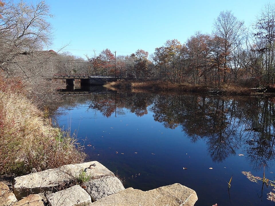 Mattatuxet River - Photo 1