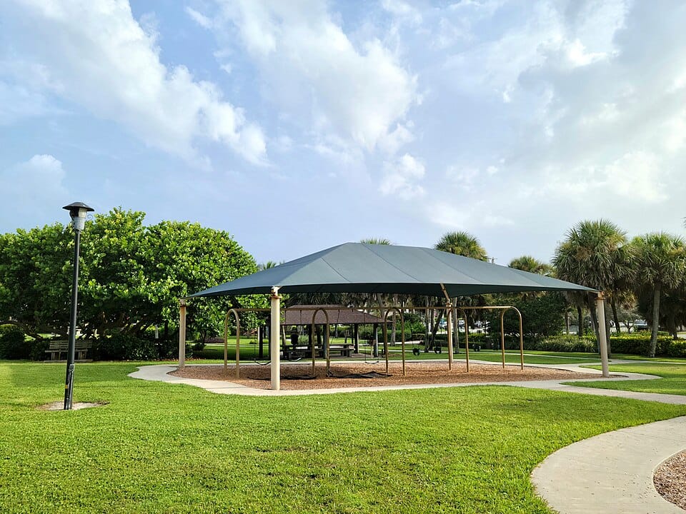 Humiston Beach Park - Photo 1
