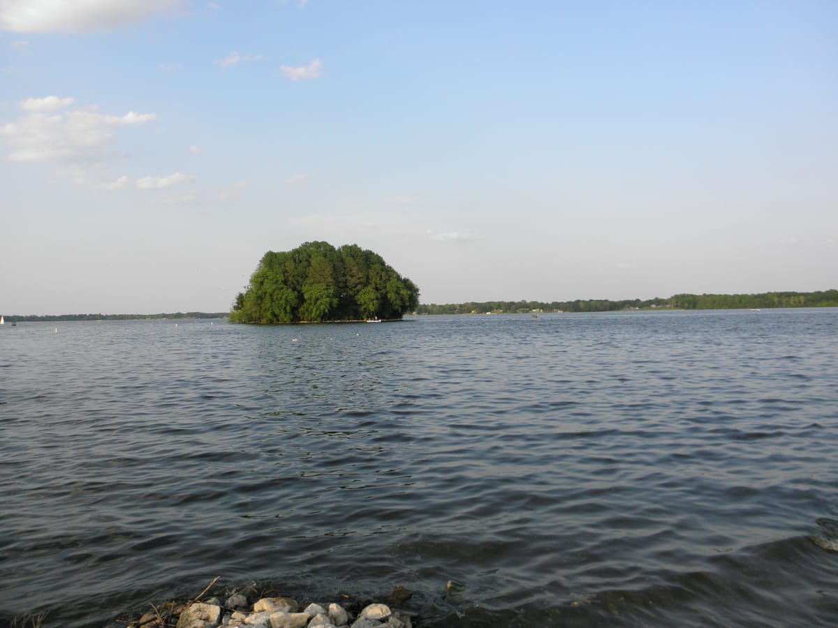 Lake Springfield - Photo 1