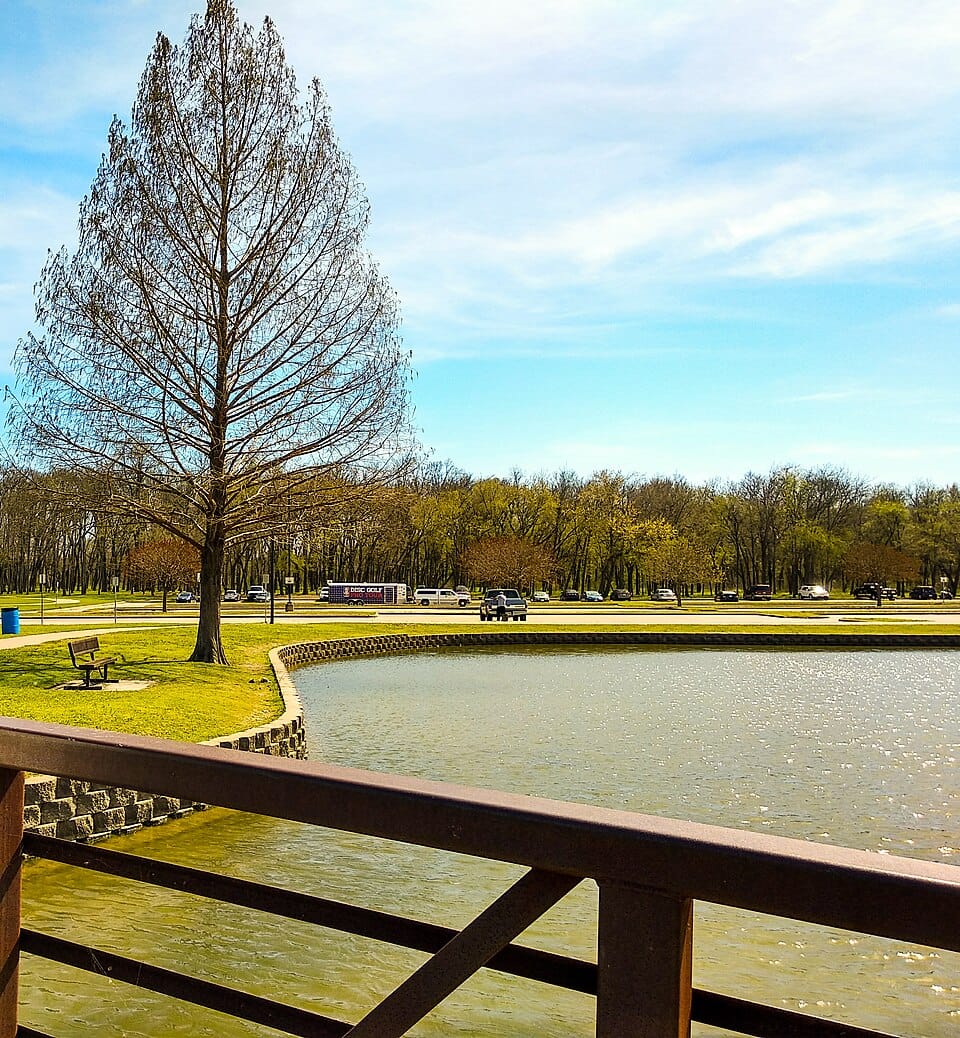 Towne Lake Park - Photo 1