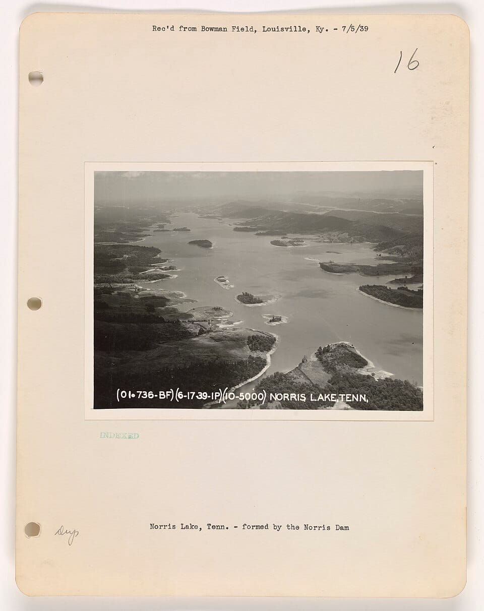 Norris Lake - Photo 1