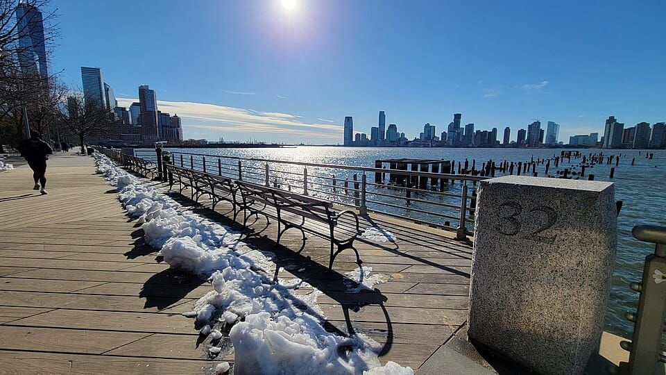 Pier 26 Tide Deck