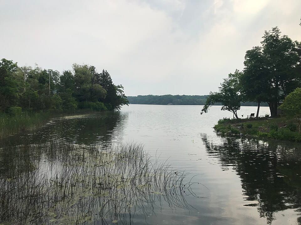 Lower Nashotah Lake