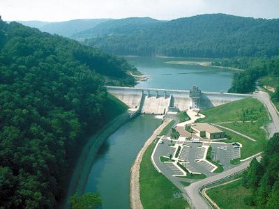 Stonewall Jackson Lake