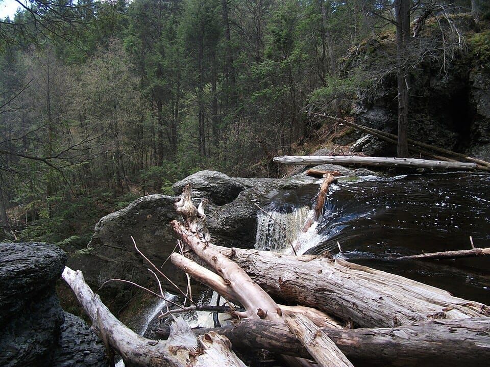 Hackers Falls