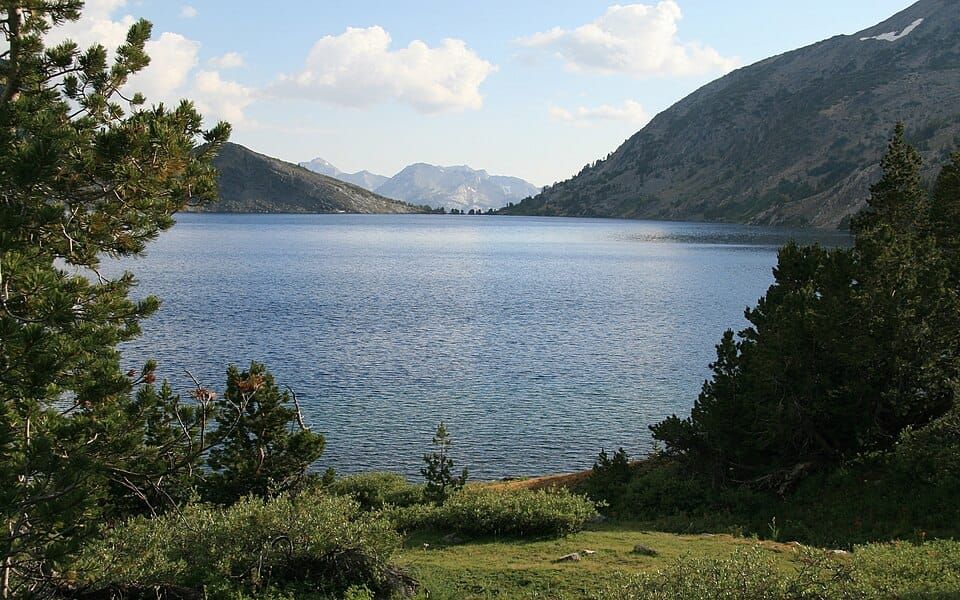 Valentine Lake