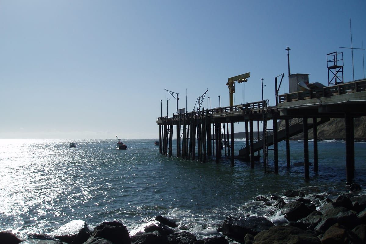 Arena Cove