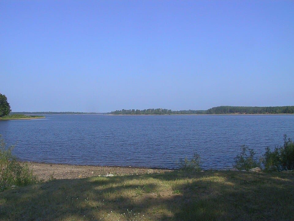 Flowage Lake