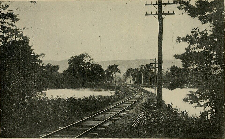 Twin Lakes