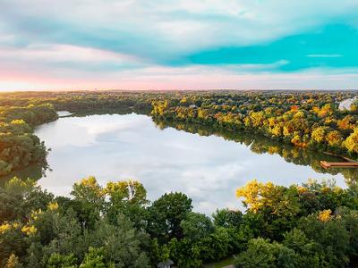 Powers Lake