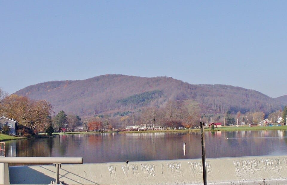 Hamlin Lake