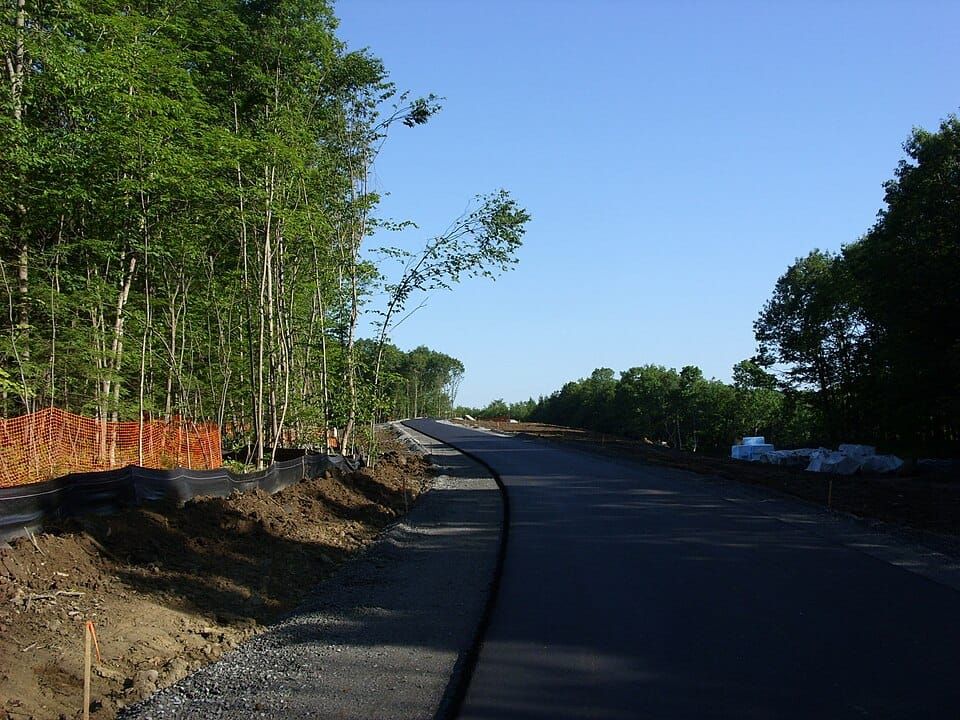 Round Lake