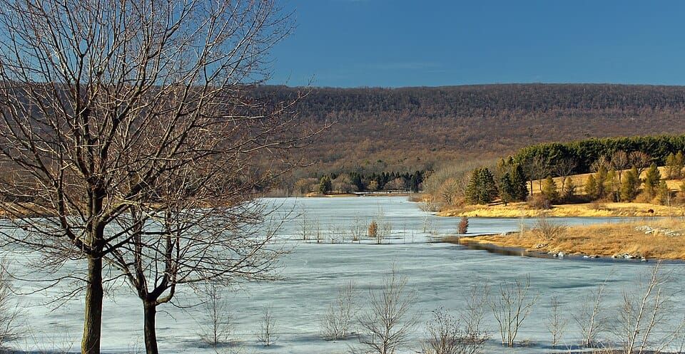 Leaser Lake Park