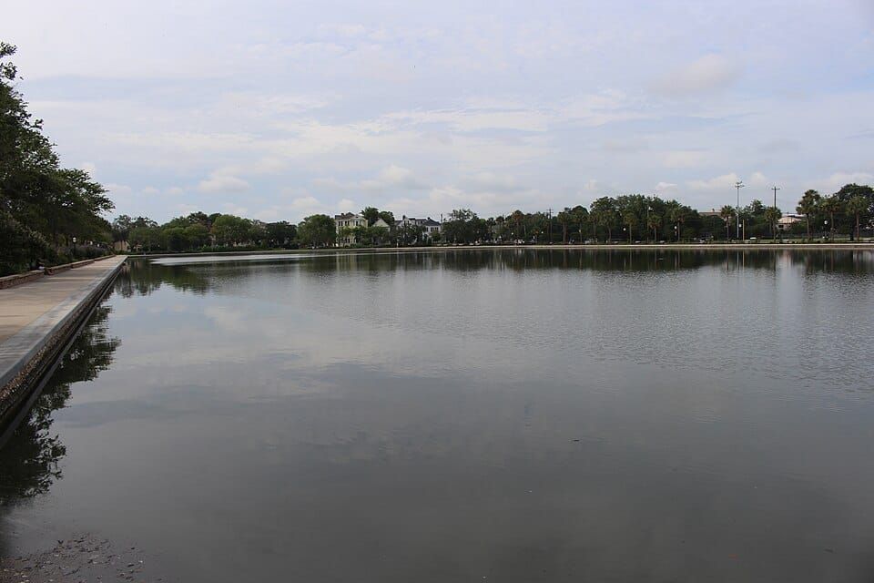 Colonial Lake