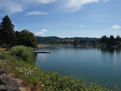 Horseshoe Lake Park