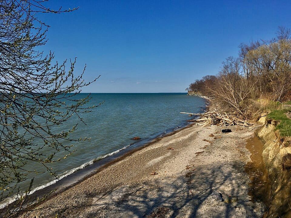 Near Sheridan Bay Park