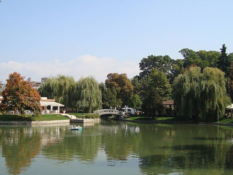 Lake Ariana